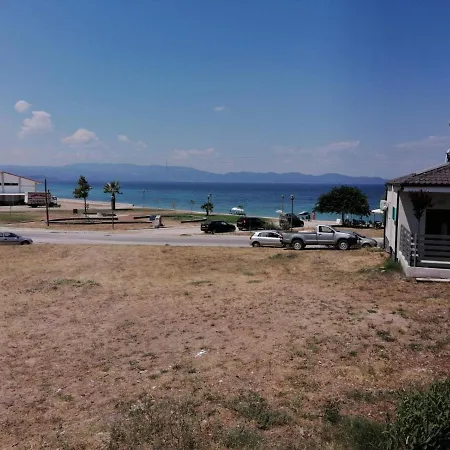 Nea Roda Sunny Retreats - Seaside Escape Casa vacanze Nea Roda