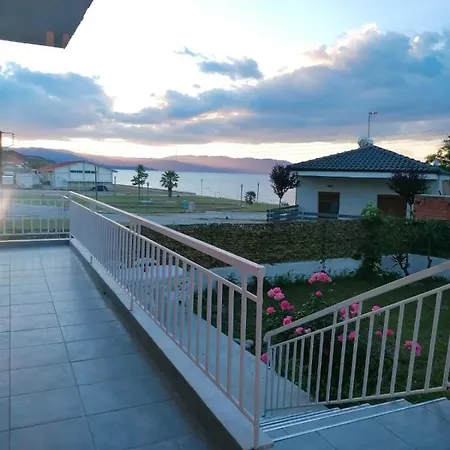 Nea Roda Sunny Retreats - Seaside Escape Casa vacanze